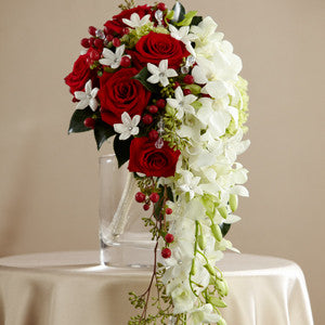 Bouquet - The Here Comes The Bride™ Bouquet J-W55-4755
