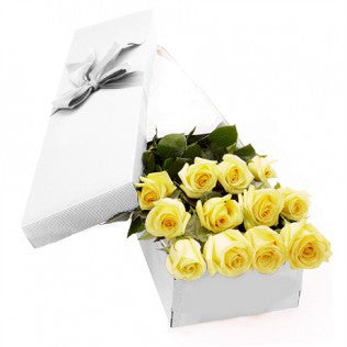 Box - 1 Dozen Boxed Roses (Multiple Colors Available)