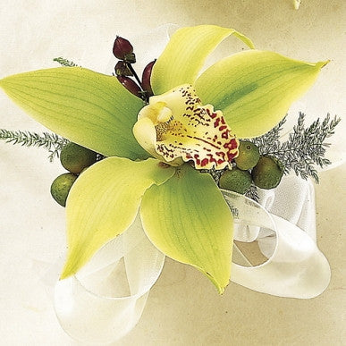 Corsage - Sweet Innocence Wrist Corsage