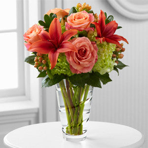 Vera Wang Exclusives - The Dawning Delight™ Bouquet By Vera Wang J-VW8