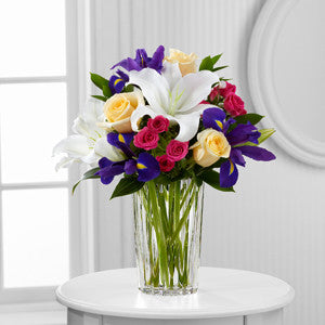 Vera Wang Exclusives - The New Day Dawns™ Bouquet By Vera Wang J-V20